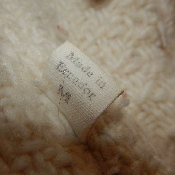 Sweater, Medium, wool, Made in Ecuador - Picture 3 of 3